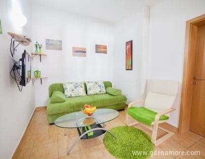 Apartmani Viktorija , Dvosobni apartman sa balkonom, privatni smeštaj u mestu Buljarica, Crna Gora - 29